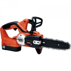 Black & Decker CCS818 18-Volt Cordless Electric Chain Saw