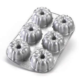 Nordic Ware 12-Cup Bundt Pan