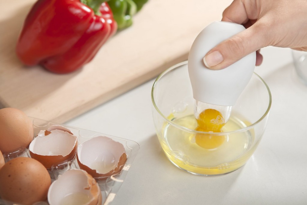 5 Best Egg Separator Separating the yolk from the whites easily and
