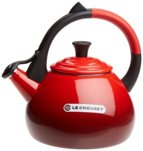 5 Best Le Creuset Tea Kettle – Providing durability and eye-catching beauty on your stovetop