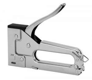 5 Best Staple Guns – Heavy material but lightweight