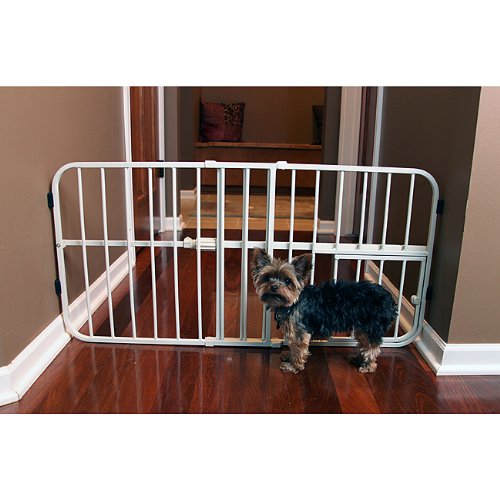 Carlson Mini Tuffy Metal Expandable Pet Gate