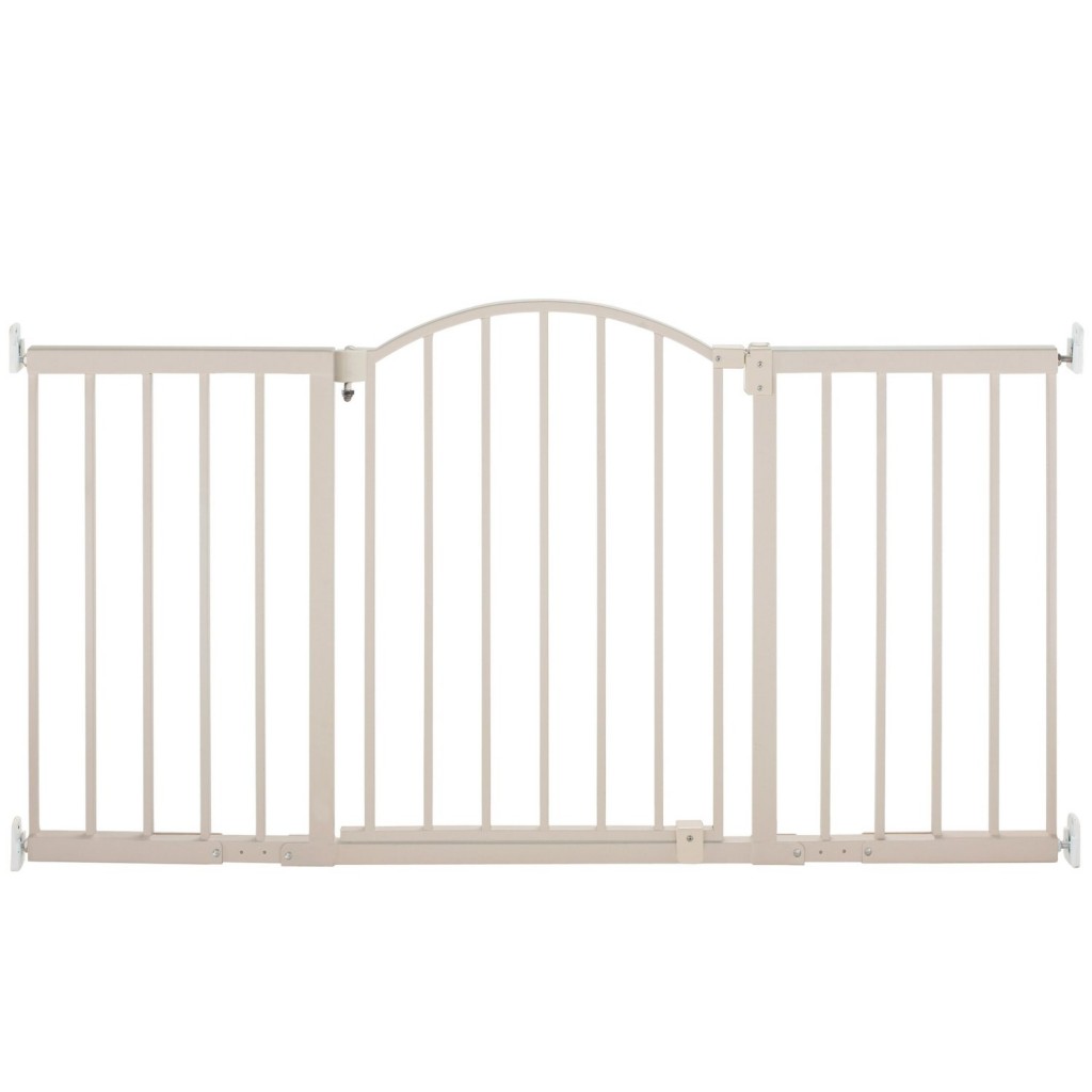 Metal Expansion Gate