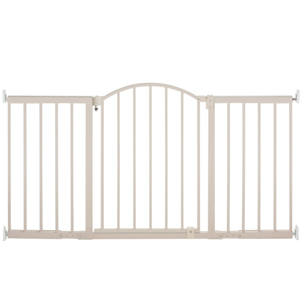 Metal Expansion Gate