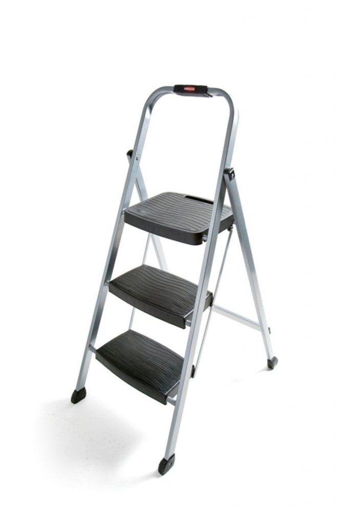 Rubbermaid RM-3W Folding 3-Step Steel Frame Stool