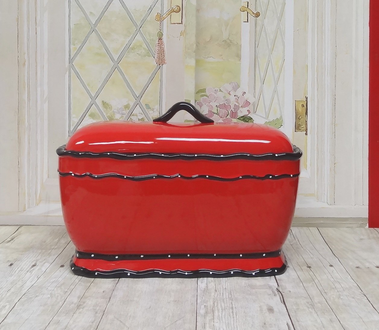 5 Best Red Bread Box Brighten up your kitchen Tool Box