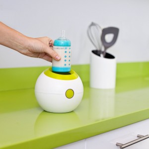 Baby Bottle Warmer - Warms bottles easily and quickly