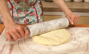 Marble Rolling Pin with Stand - Making rolling out dough a breeze