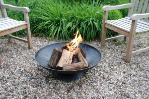 Outdoor Fire Bowl - Assure easy, leisurely, outdoor warmth and relaxation