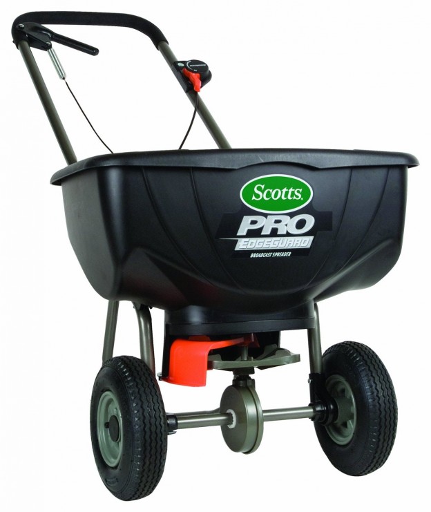 5 Best Broadcast Spreader Have a healthier lawn Tool Box