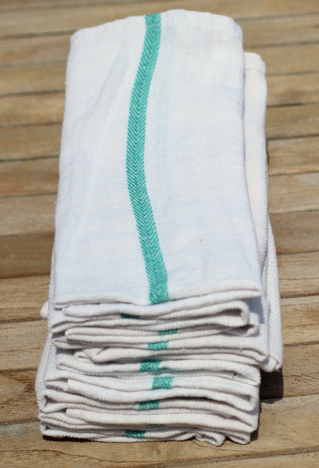 5 Best Cotton Kitchen Dish Towels - Dry your dishes while saving money