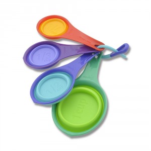 5 Best Collapsible Measuring Cups – Save space while adding life to your kitchen