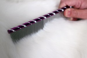 Pet Comb for Dog - Make your dog’s hair nice and fluffy.