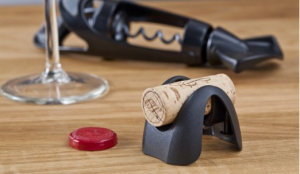 Wine Foil Cutter - Removing foil is a snap now