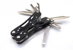 multitool-pocket-knife-for-your-indoor-and-outdoor-needs