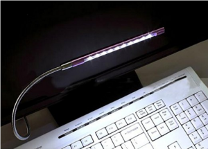 usb-laptop-light-make-using-your-laptops-at-night-easier