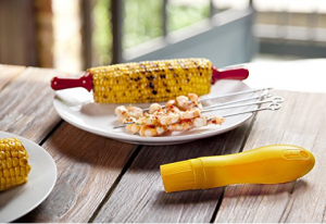 corn-holders-eating-corn-is-so-much-easier-now