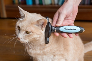 dog-and-cat-deshedding-tool-for-happy-pet-and-clean-home